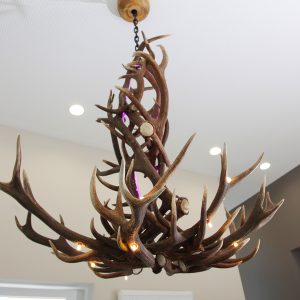 OH MY DEER, Forkl, Johannes Forkl, Geweih Manufaktur, geweihlampe, geweih lampe, geweihleuchte, geweih kronleuchter, geweih hersteller österreich, geweihluster, geweihlampe, moderne lampe, designer lampe, designer kronleuchter, hirschgeweih lampe, chalet lampe, chalet einrichtung, chalet style, kitzbühel lampe,