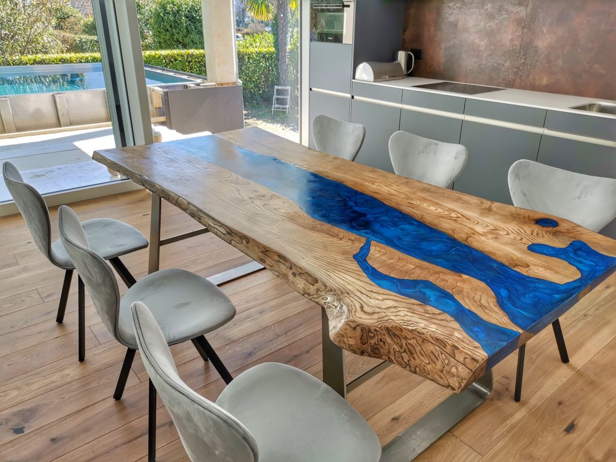 epoxy river table, edelstahl river table, blue river table, river table edelstahl, Epoxidharz Tisch, Möbel auf Maß, exklusive Tische, Epoxy Tisch, johannes forkl, forkl, oh my deer, omd, epoxidharz tisch kaufen, epoxidharz tisch kaufen österreich, tische aus epoxidharz, epoxy tische, epoxidharz tisch fluss, epoxidharz esstisch