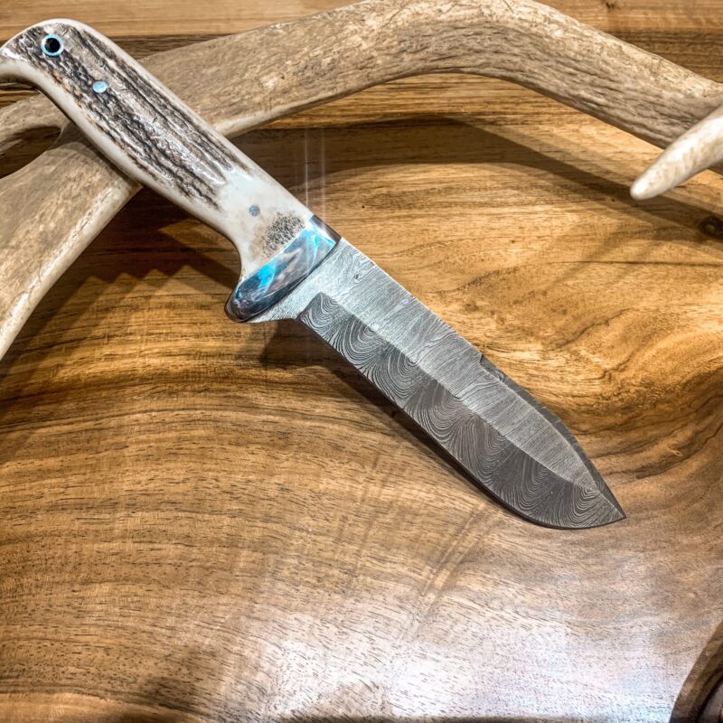 Damascus hunting knife